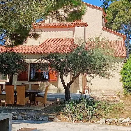 בית נופש Masia *